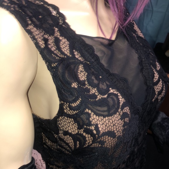 CONNECTED BLACK LACE MAXI SIDE LEG SLIT NUDE SLIP - Picture 9 of 10